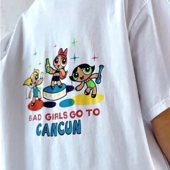 Vintage Powerpuff Girls Bad Girls Go To Cancun Shirt - Picture 2 of 7